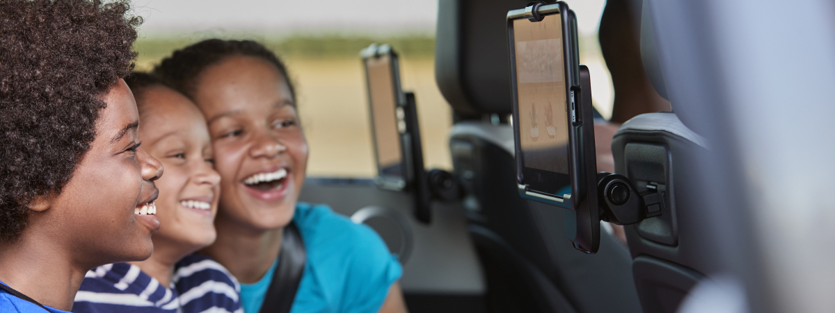 JLR Partners with Tata Communications for Advanced Connected Vehicle Technology